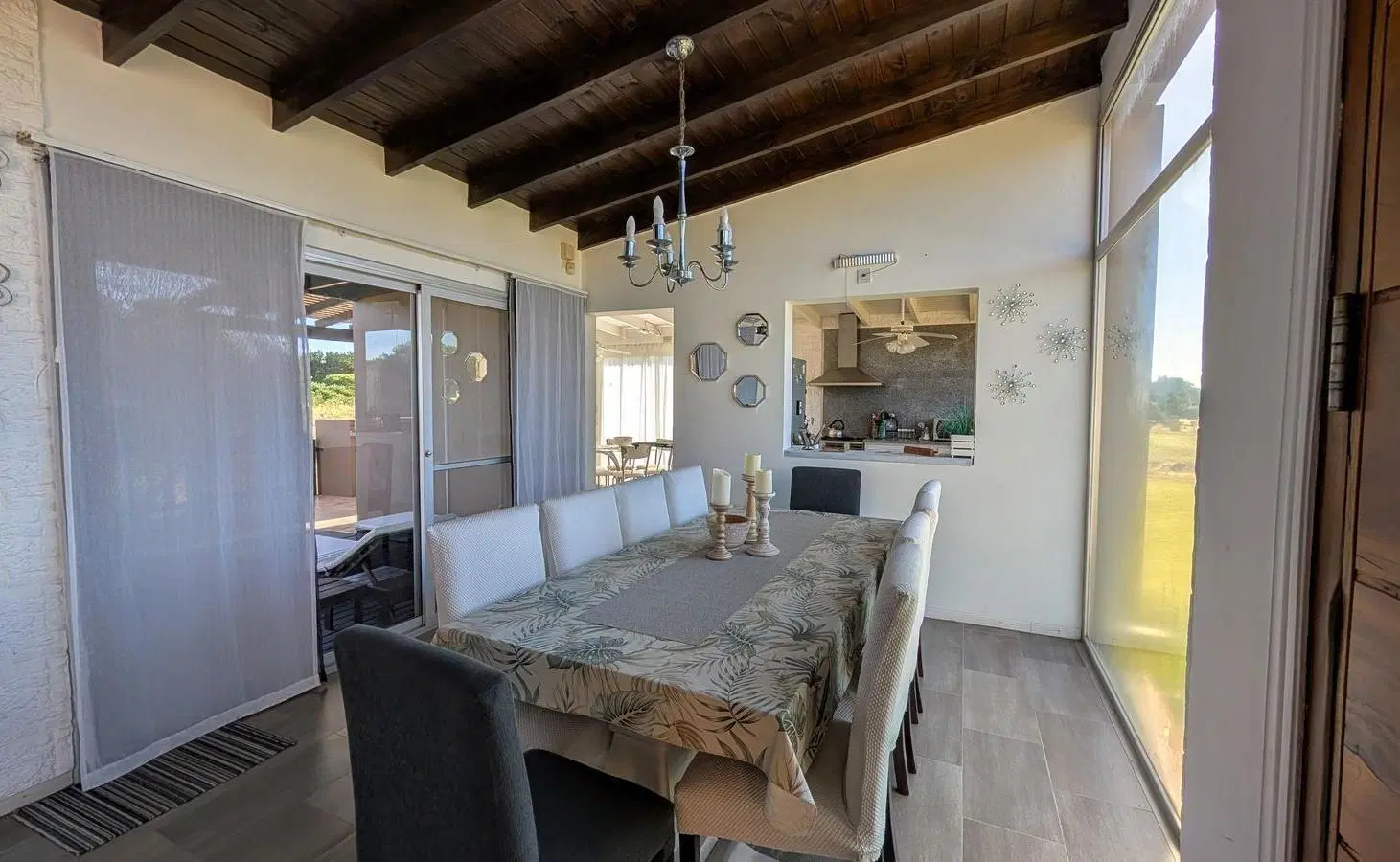 Casa en venta - 4 Dormitorios 4 Baños - Residencial I 5