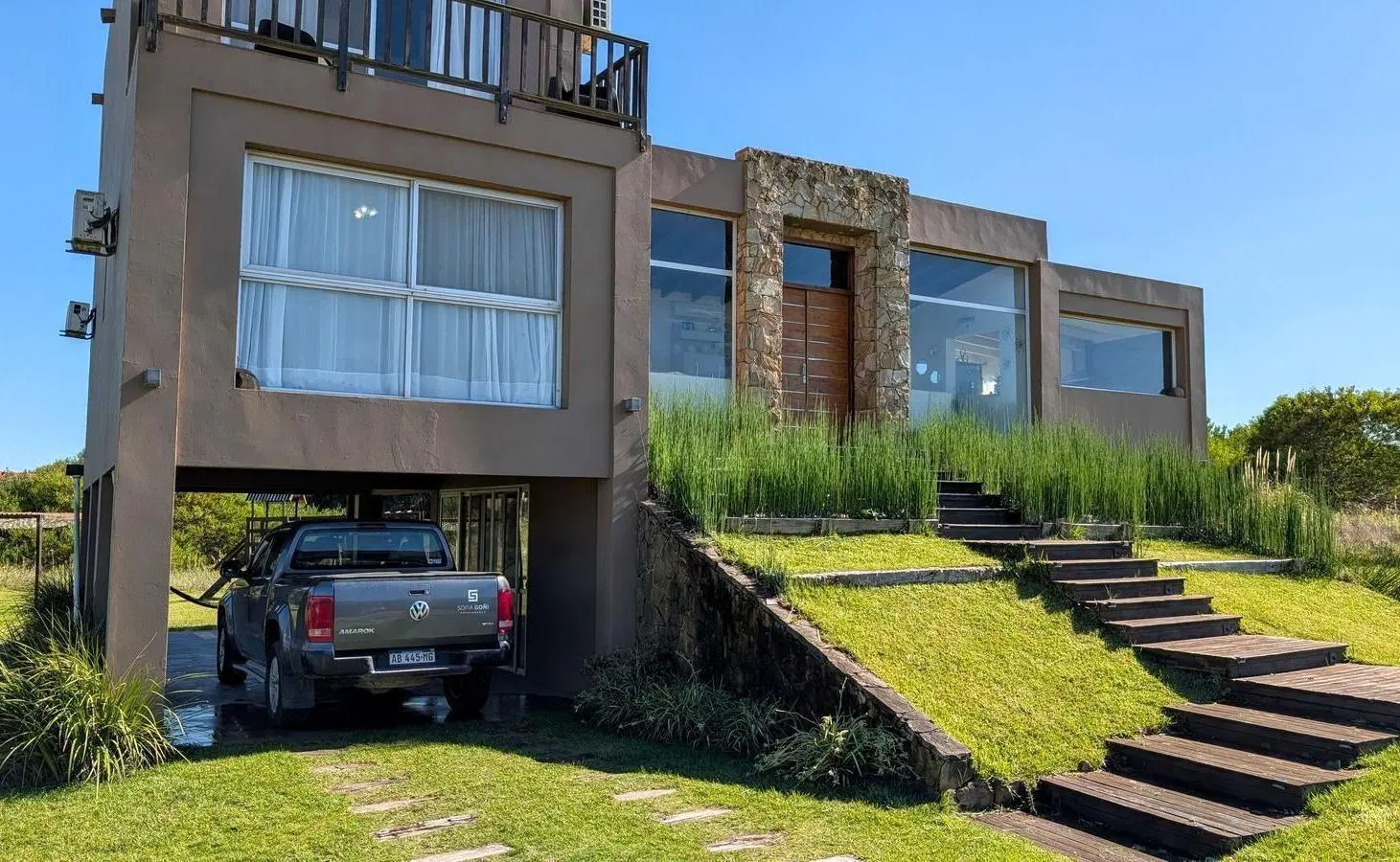 Casa en venta - 4 Dormitorios 4 Baños - Residencial I 2
