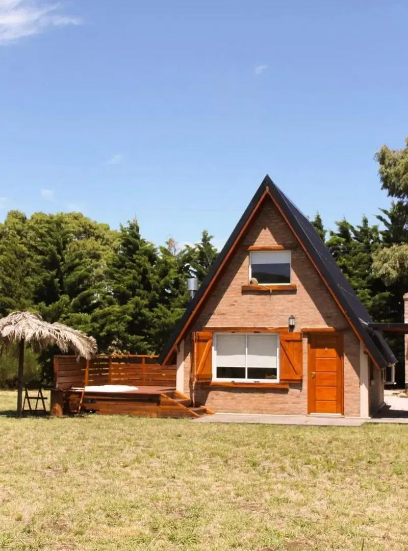 Complejo de Cabañas en venta - 3 UFs - Tornquist 3