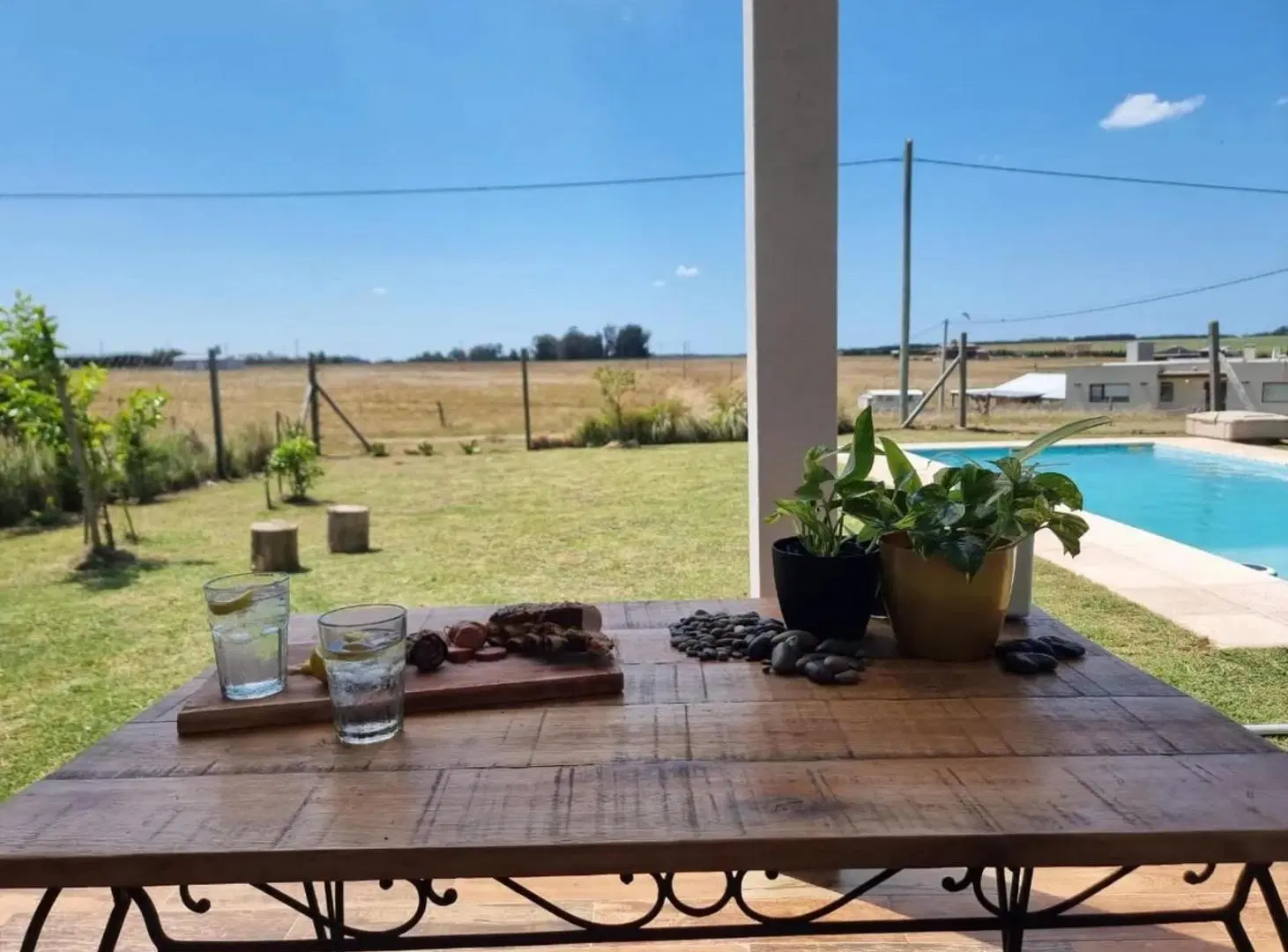 Casa en venta - 2 Dormitorios 2 Baños - Chapadmalal 1