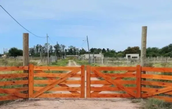Terreno en venta - 396mts2 - Arturo Seguí, La Plata 1