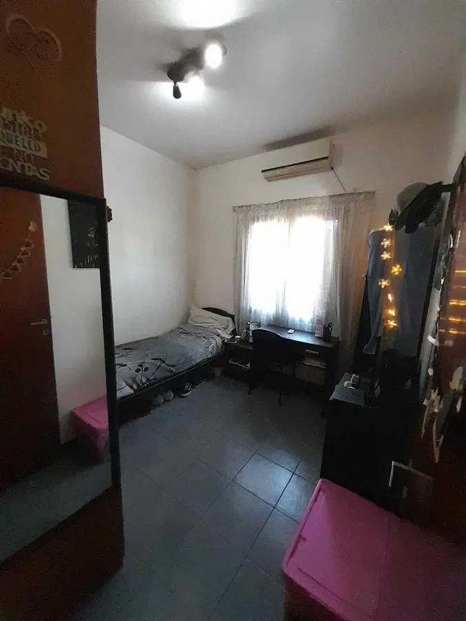 Casa en venta - 3 Dormitorios 2 Baños 2 Cocheras - 220Mts2 - San Justo, La Matanza 5