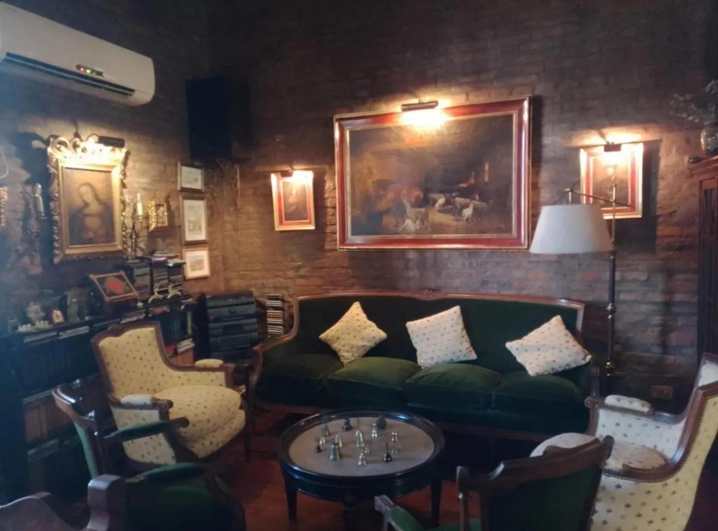 Departamento en venta - 3 Dormitorios 2 Baños - San Telmo