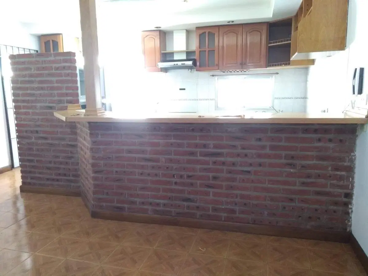 Casa en venta - 3 Dormitorios 2 Baños - Mar del Plata 5