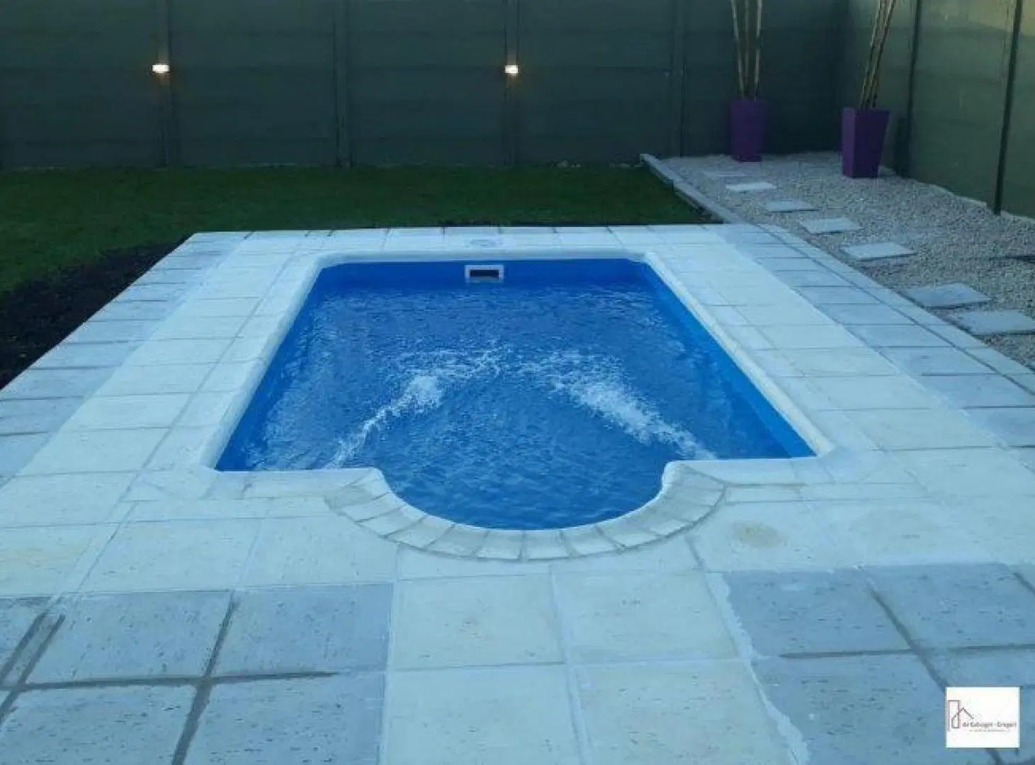 Casa en venta - 2 dormitorios 1 baño 1 toilette - 460 mts2 - Tandil 5