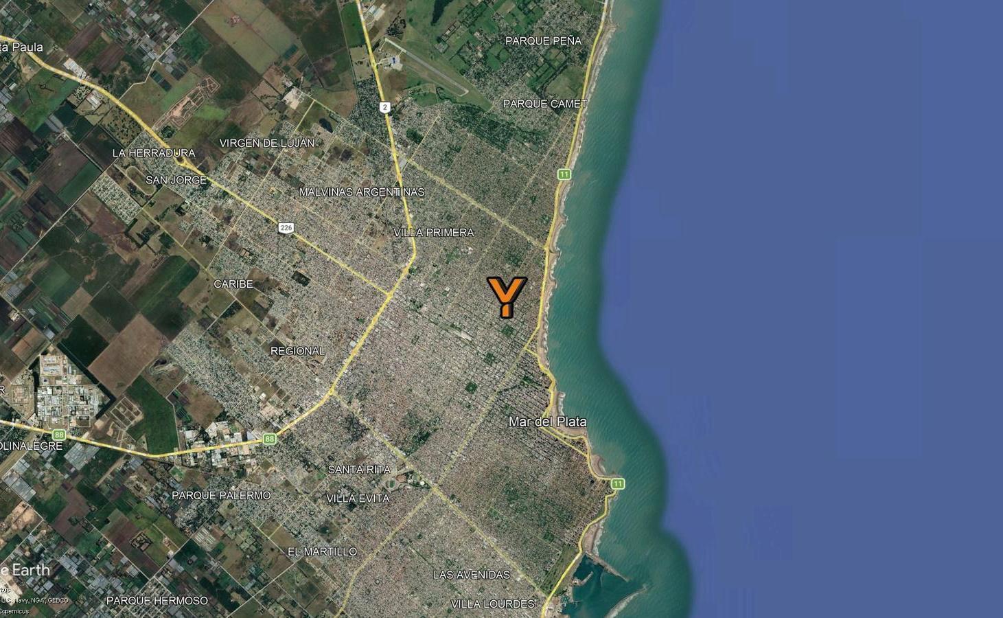 Casa en venta - 3 Dormitorios 2 Baños - 410Mts2 - Mar del Plata