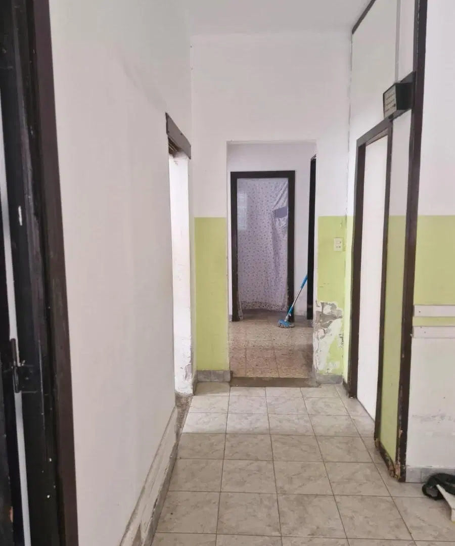 Casa en venta - 3 Dormitorios 2 Baños - 410Mts2 - Mar del Plata 4