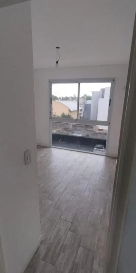 Departamento en venta - 1 Dormitorio 1 Baño - Avellaneda 5