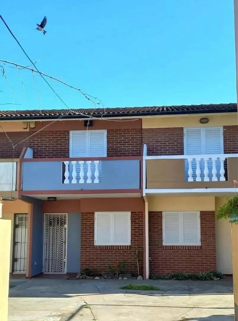 Departamento en venta - 2 Dormitorios 2 Baños - Cochera - 60Mts2 - Mar del Tuyú 1