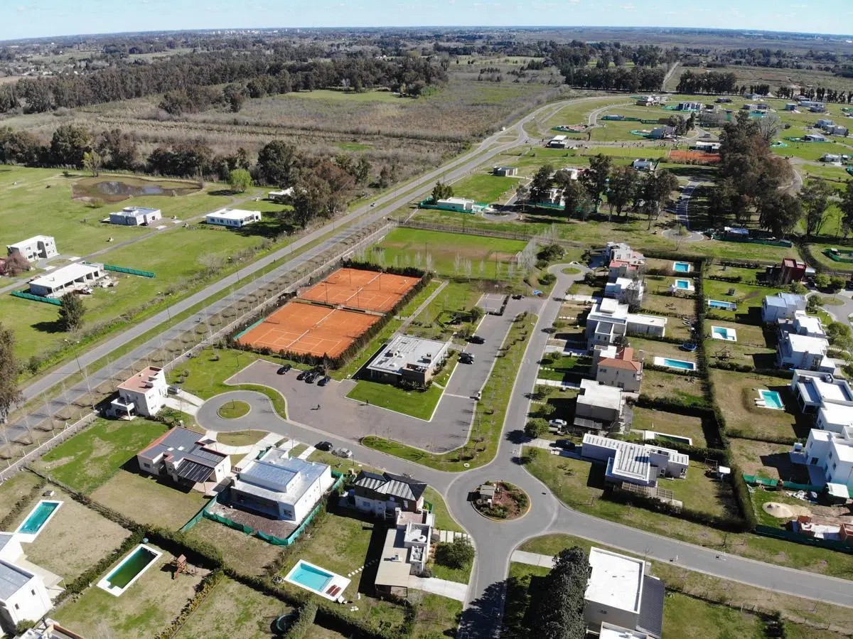 Terreno en venta - 558Mts2 totales - Santa Elisa, Pilar 4