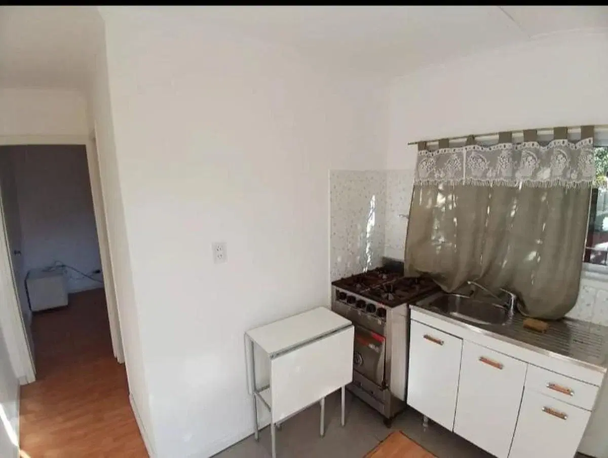 Casa multifamiliar en venta - 4 Dormitorios 4 Baños - 350Mts2 - Llavallol 1