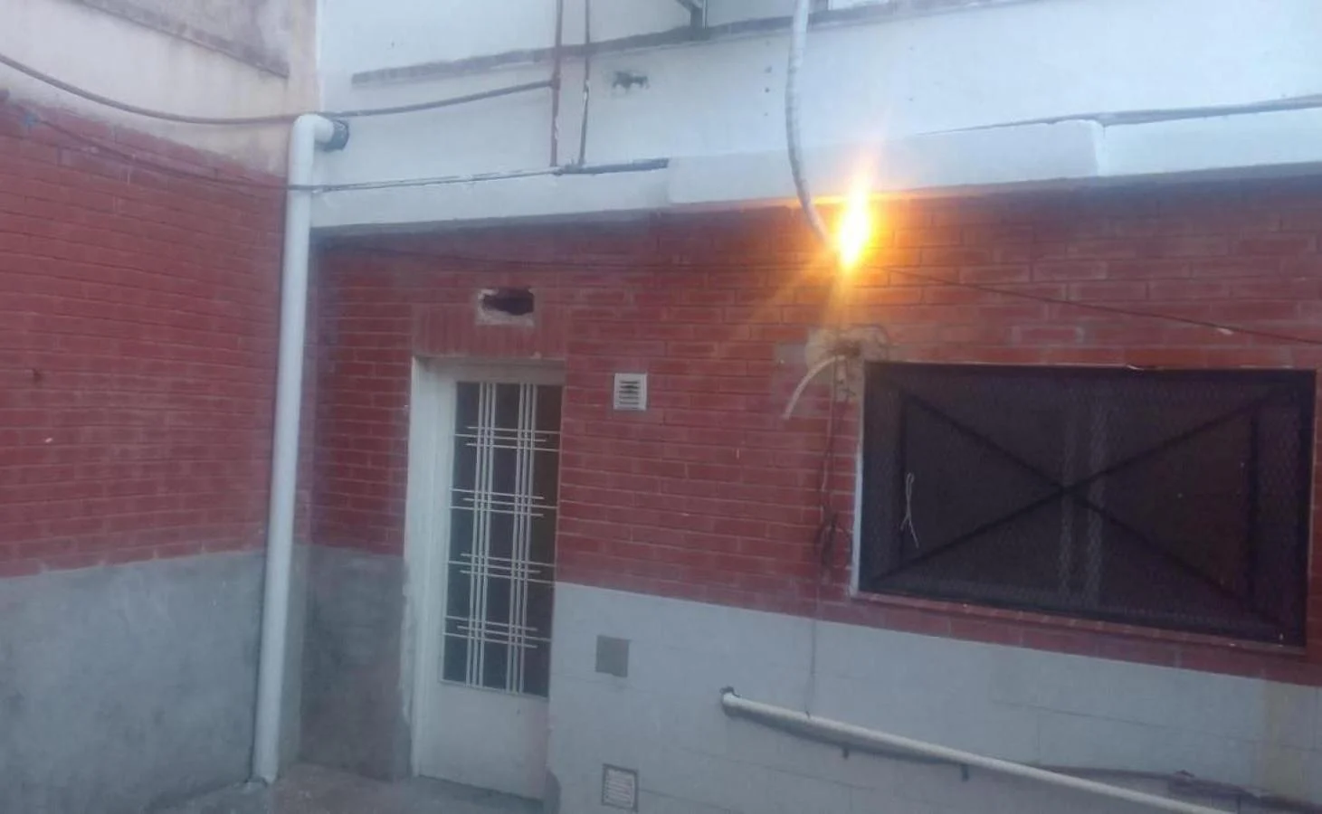 PH en venta - 2 Dormitorios 1 Baño - 80Mts2 - Caseros