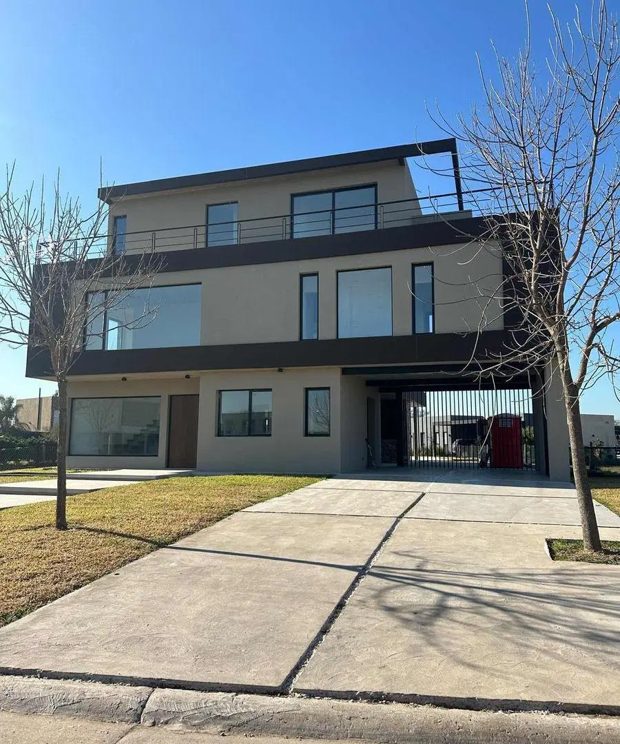 Casa en venta - 5 Dormitorios 4 Baños - 805Mts2 - Escobar 3