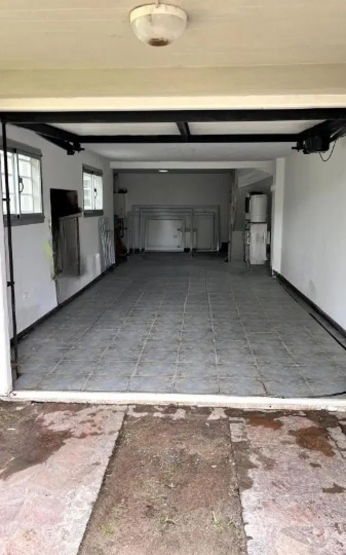 Casa en venta - 4 Dormitorios 3 Baños - Villa Gesell 4