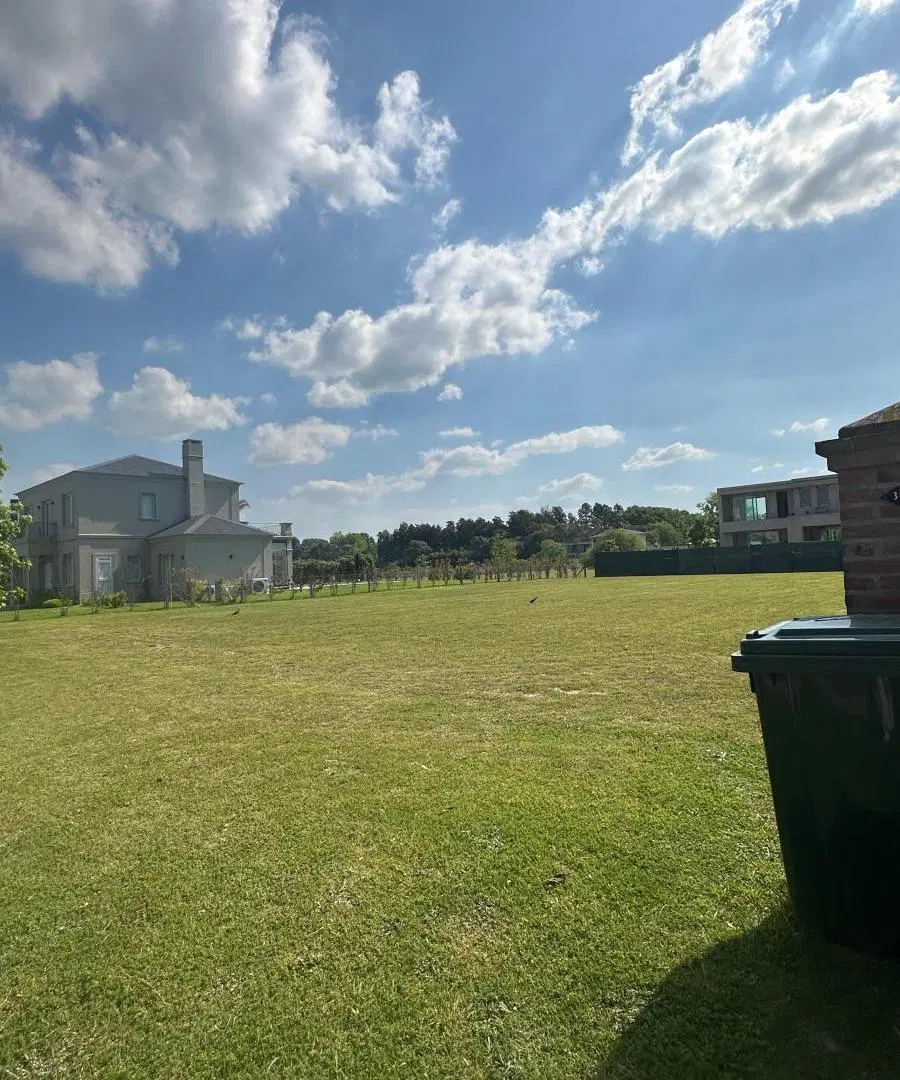 Terreno en venta - 1.000Mts2 - Pilar 3