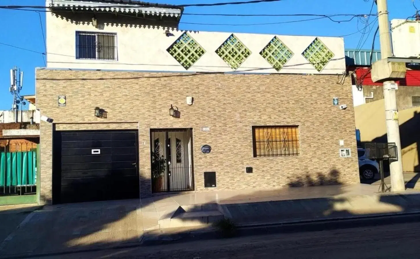 Casa Multifamiliar en venta - 7 Dormitorios 3 Baños - San Miguel 3