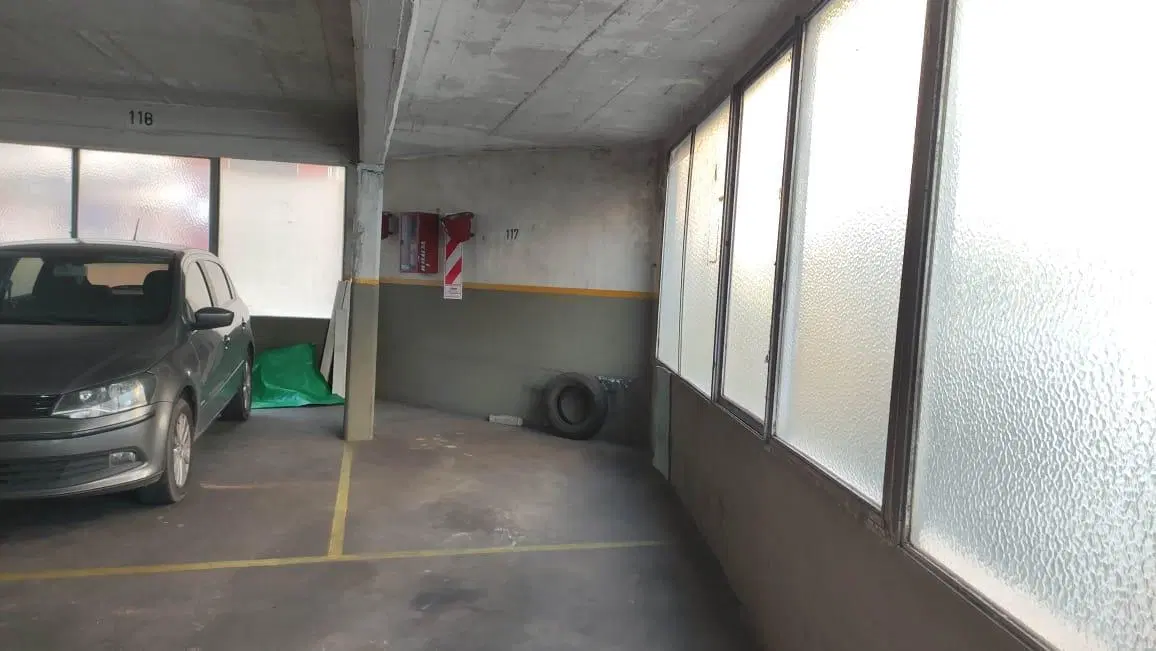 Cochera en venta - 12Mts2 - Recoleta 1