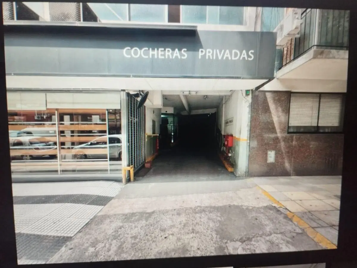 Cochera en venta - 12Mts2 - Recoleta 4