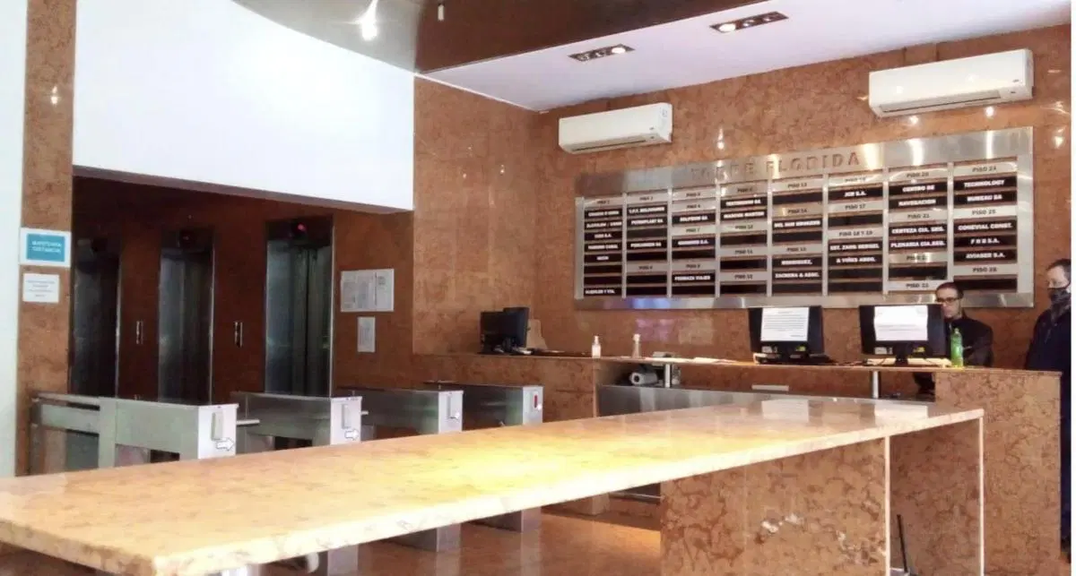 Oficina en venta - 5 Ambientes 3 Baños - 176Mts2 - San Nicolás 2