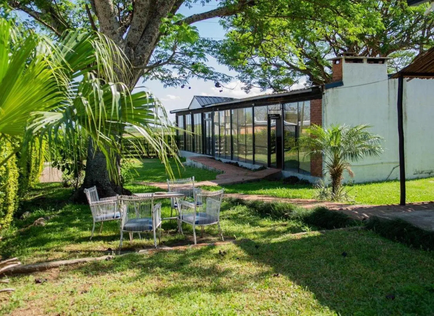 Hotel en venta - 10 Habitaciones 2 Salones - 1.310Mts2 - San Fernando, Corrientes 1