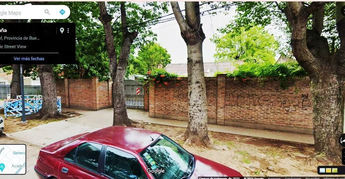 Casa en venta - 3 Dormitorios 2 Baños - Cocheras - 600Mts2 - San Miguel 3