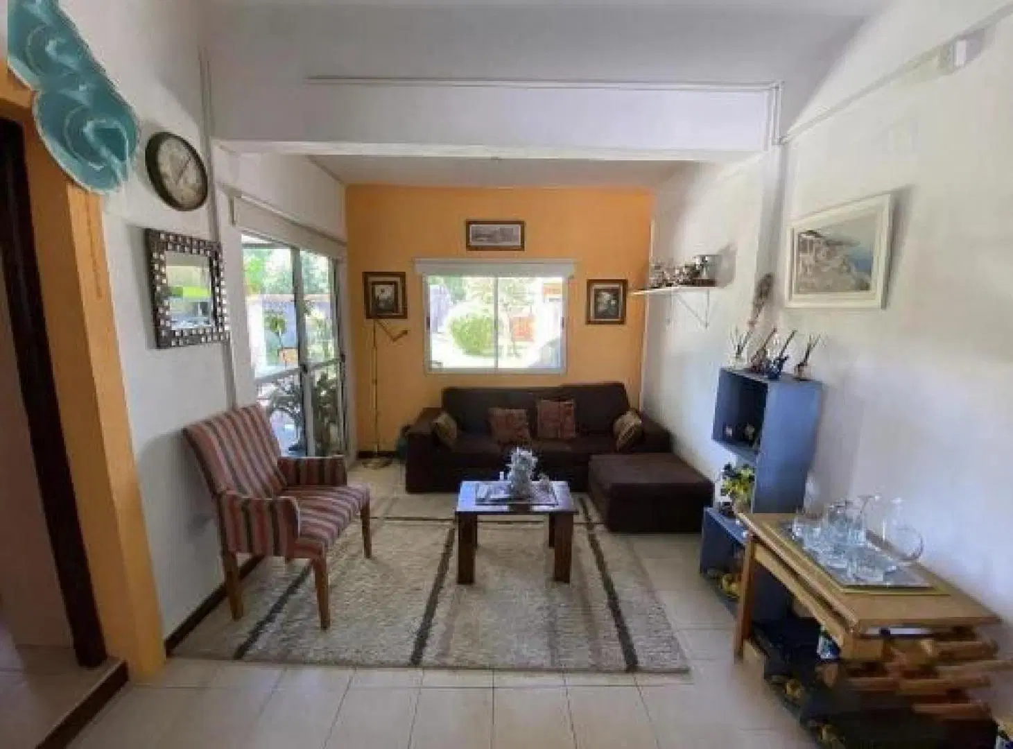 Casa en venta - 3 dormitorios 2 baños - 130mts2 - Exaltación De La Cruz 3