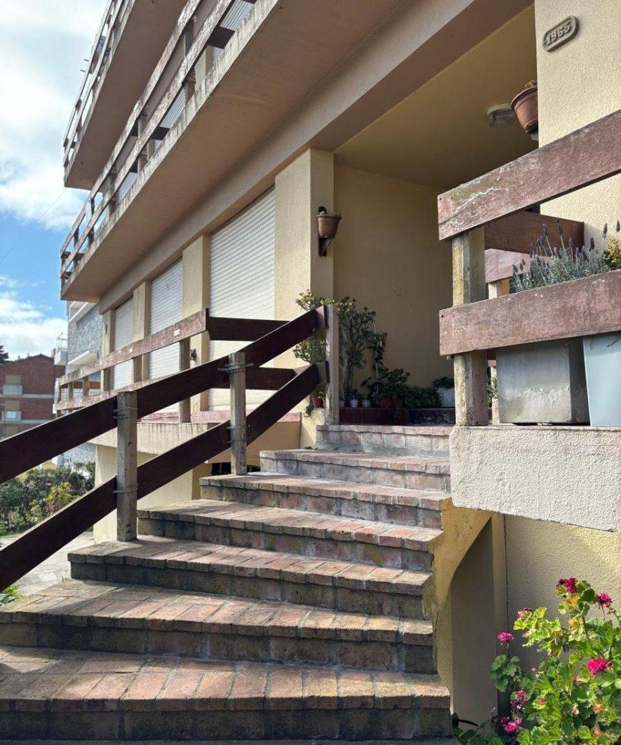 Departamento en venta - 2 Dormitorios 2 Baños - Pinamar