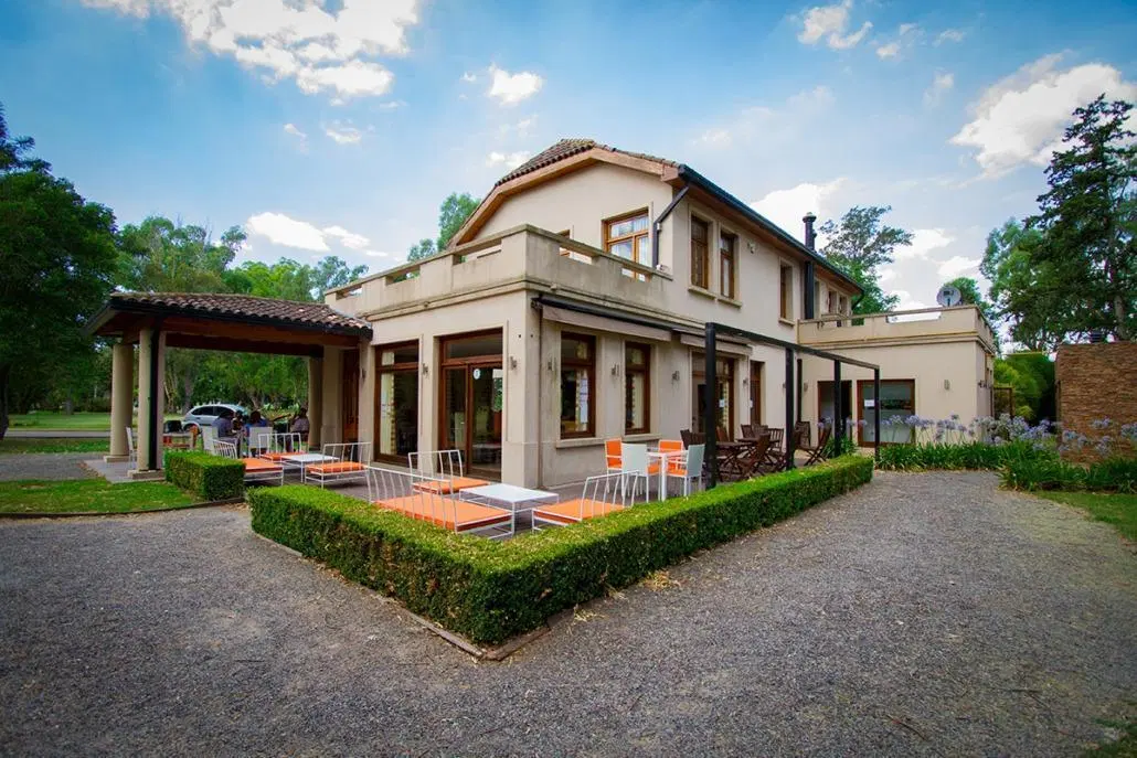Terreno en venta - 1.400mts2 - La Victoria, Área 60, La Plata 4