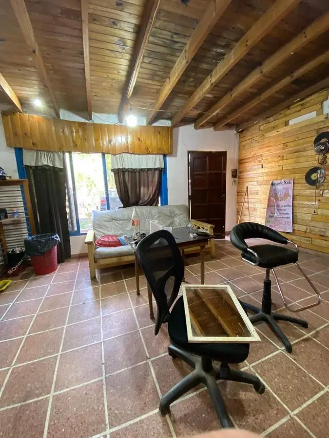 Casa en venta - 3 dormitorios 3 baños - 140mts2 - Moreno 5