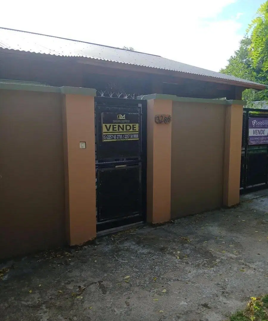Casa en venta - 2 Dormitorios 2 Baños - San Bernardo del Tuyú 2