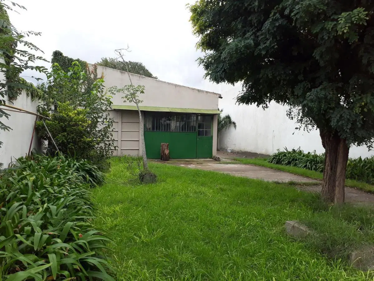Casa en venta - 3 dormitorios 3 baños - Cochera - 160mts2 - La Plata 4