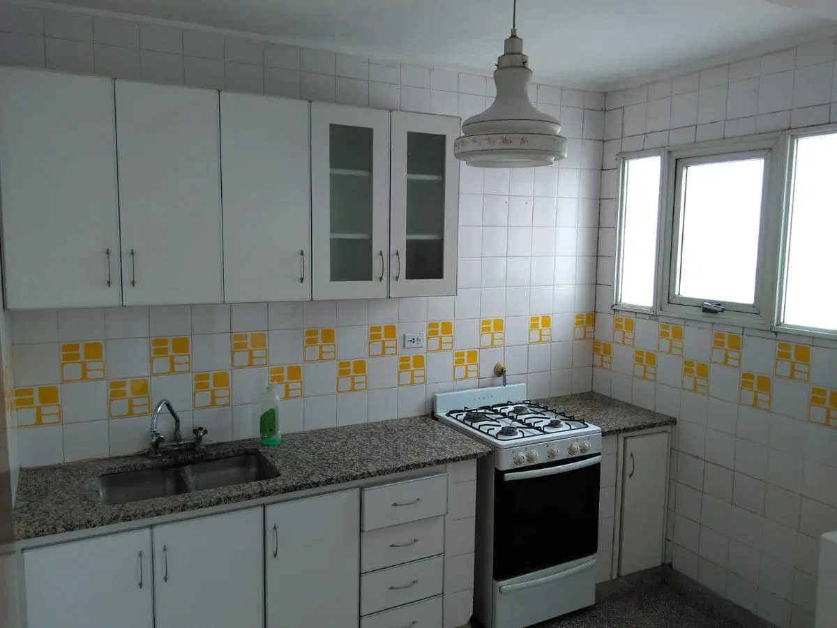 Departamento en venta - 2 dormitorios, 1 baño - 65mts2 - La Plata 4