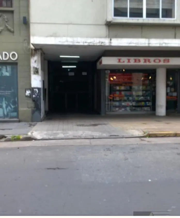 Cochera en venta - 12Mts2 - La Plata 4