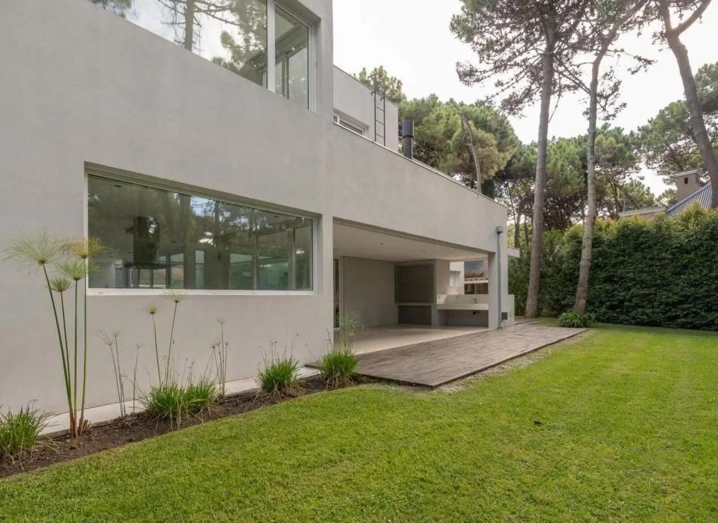 Casa en venta - 3 Dormitorios 3 Baños - Pinamar 3
