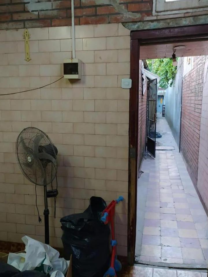 Casa en venta - 3 Dormitorios 1 Baño - 326Mts2 - Nueva Pompeya