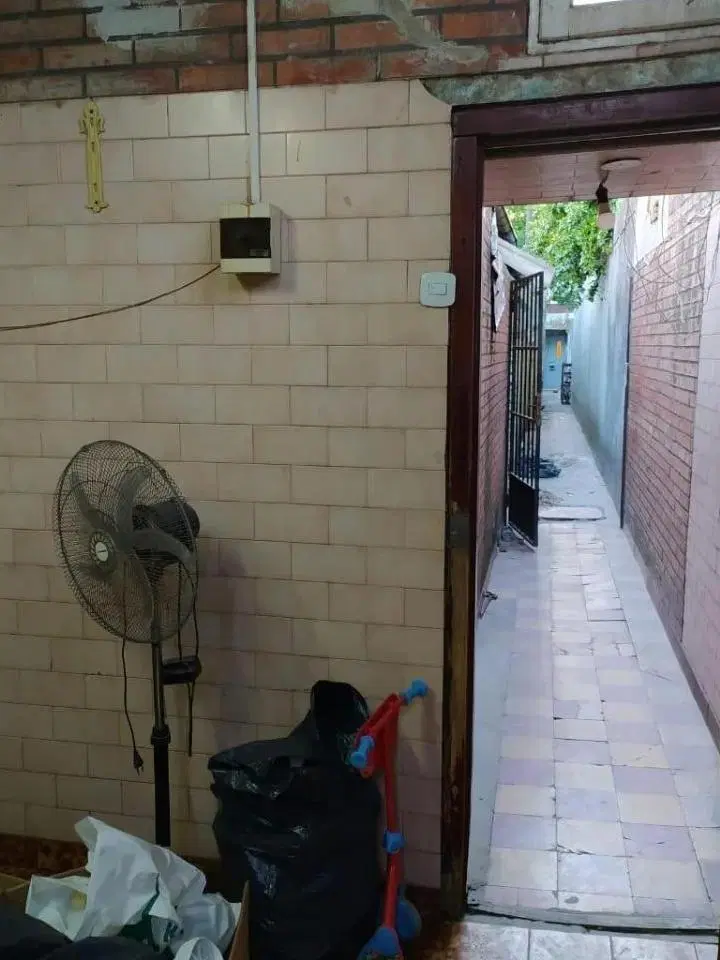 Casa en venta - 3 Dormitorios 1 Baño - 326Mts2 - Nueva Pompeya 5
