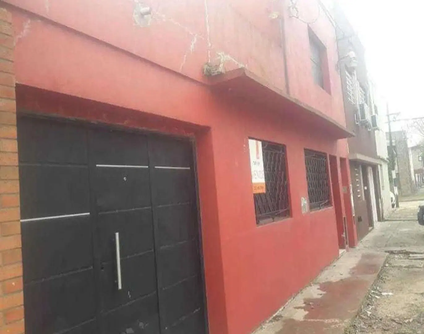 Casa en venta - 3 dormitorios 1 baño - Cochera  - 110 mts2 - La Plata 3