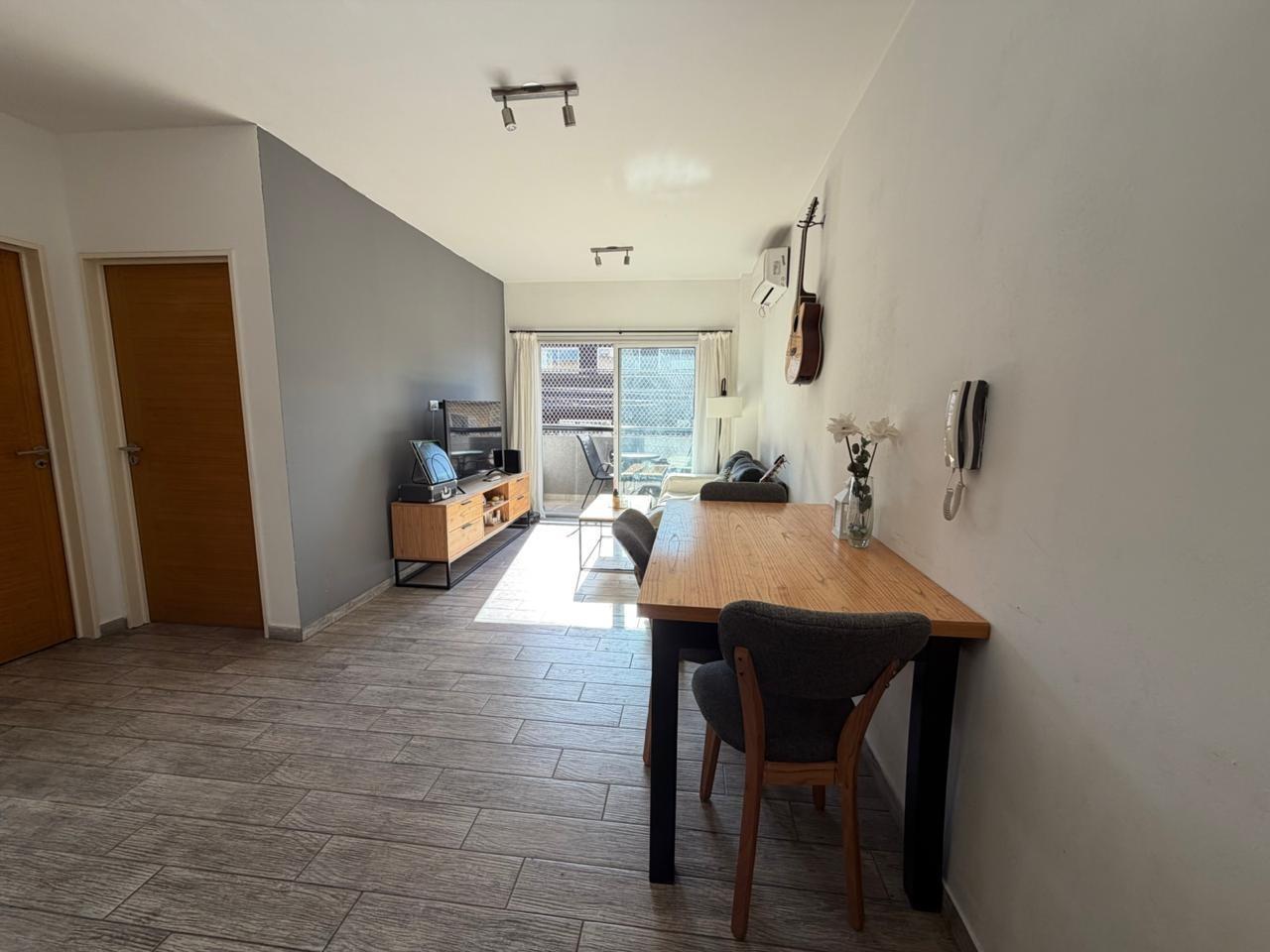 Departamento en venta - 2 Dormitorios 2 Baños - Liniers