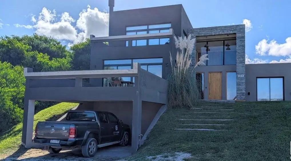 Casa en venta - 4 Dormitorios 4 Baños - Residencial II 8
