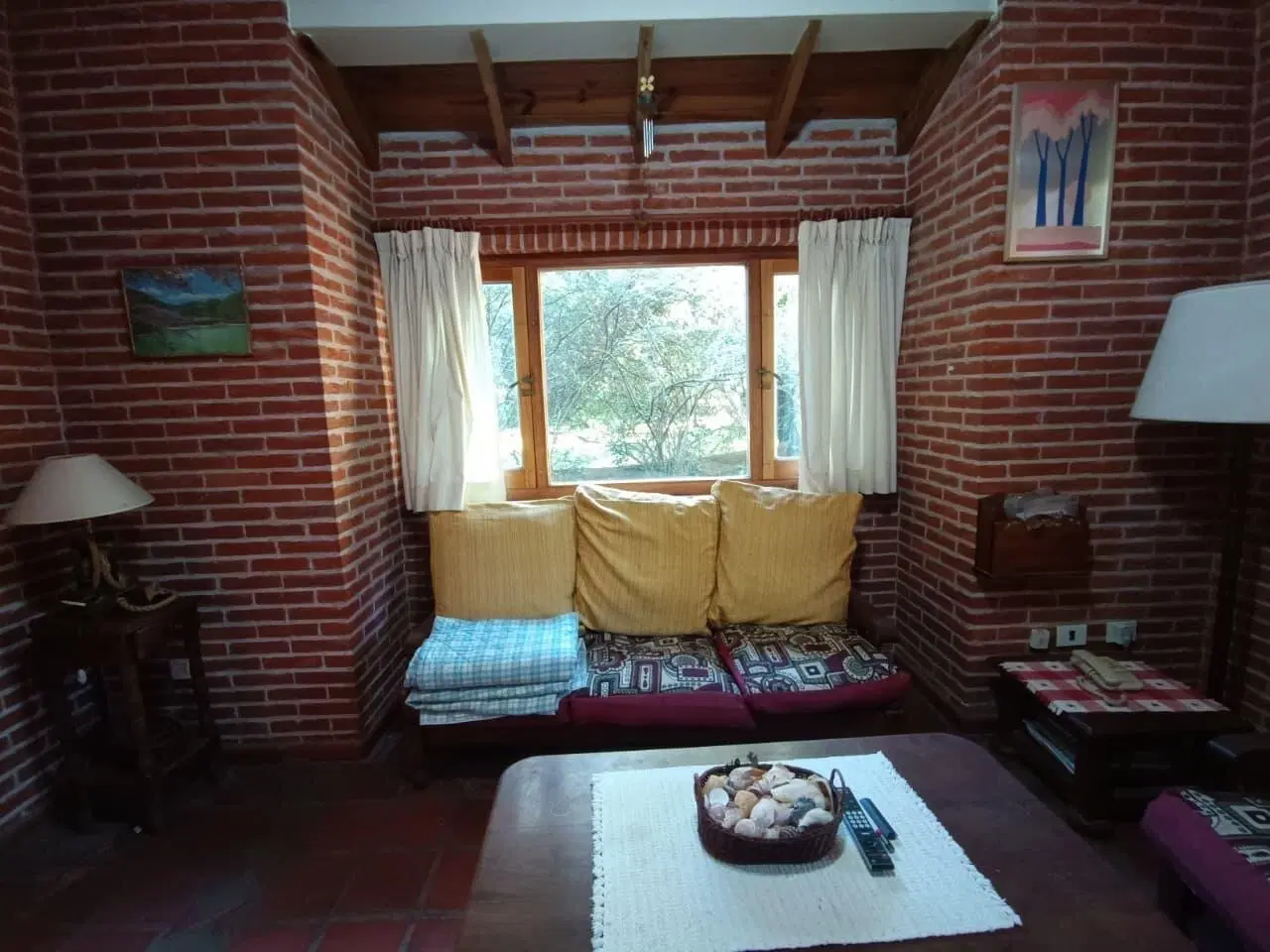 Casa en venta - 3 Dormitorios 2 Baños - Pinamar 5