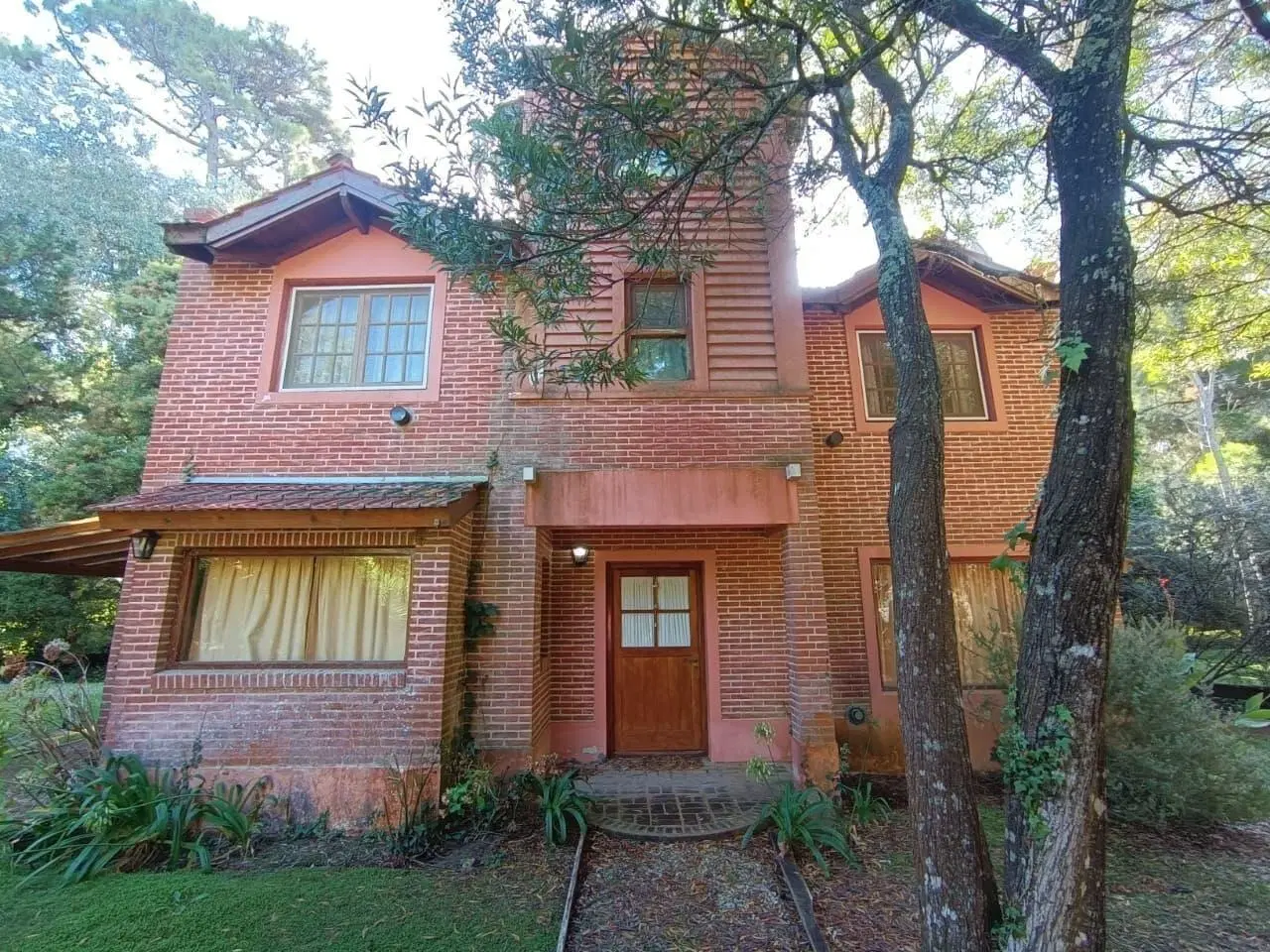 Casa en venta - 3 Dormitorios 2 Baños - Pinamar 4