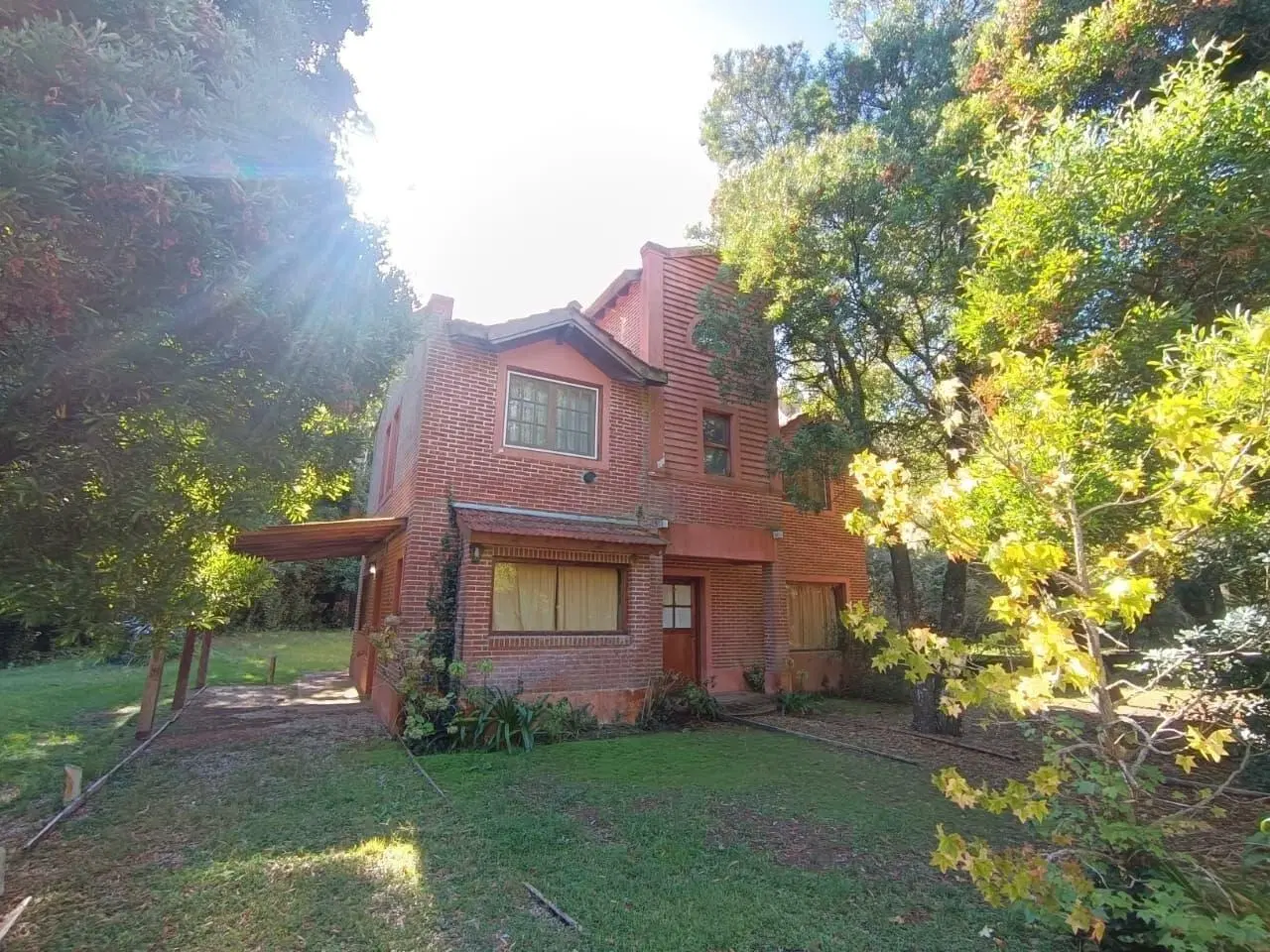 Casa en venta - 3 Dormitorios 2 Baños - Pinamar 1