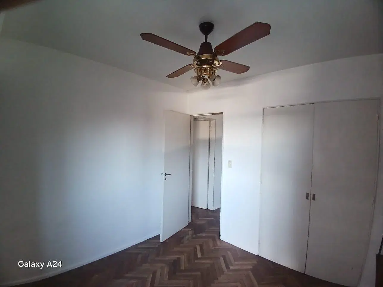 Departamento en venta - 3 Dormitorios 2 Baños - Boca 4