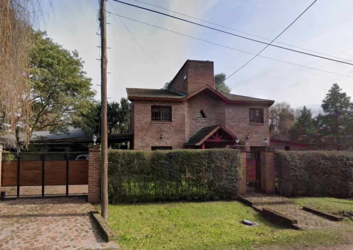 Casa en venta - 3 Dormitorios 3 Baños - Cochera - 300Mts2 - Ingeniero Maschwitz, Escobar 2