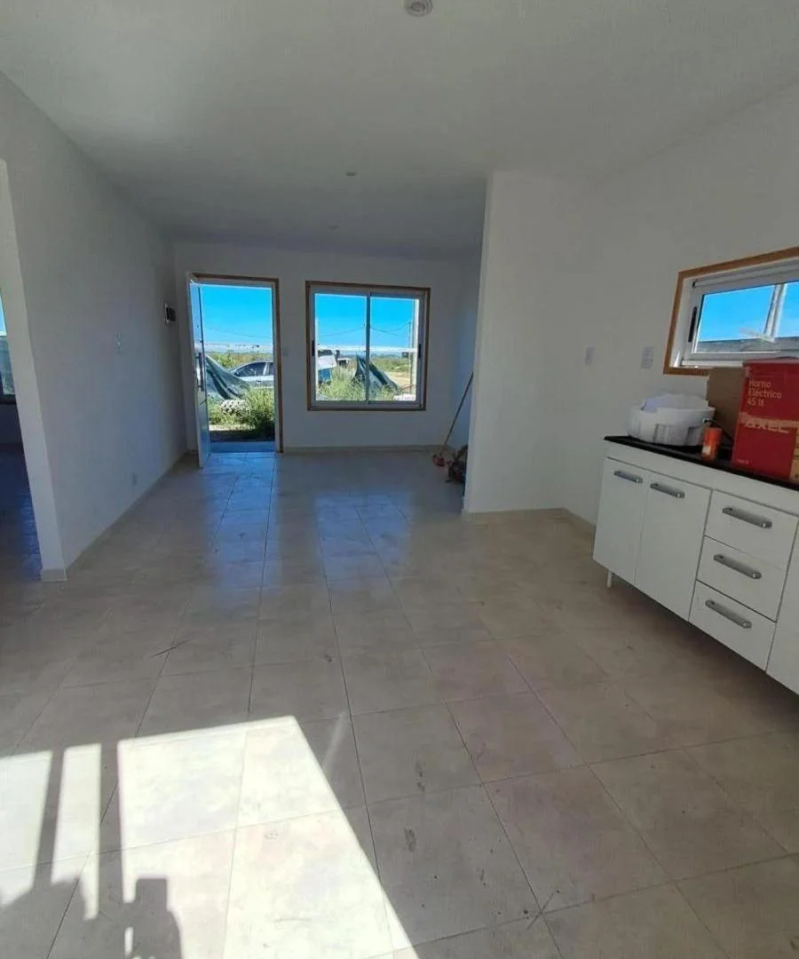 Foto de Casa en venta - 2 Dormitorios 1 Baño - General Rodriguez, imagen 1