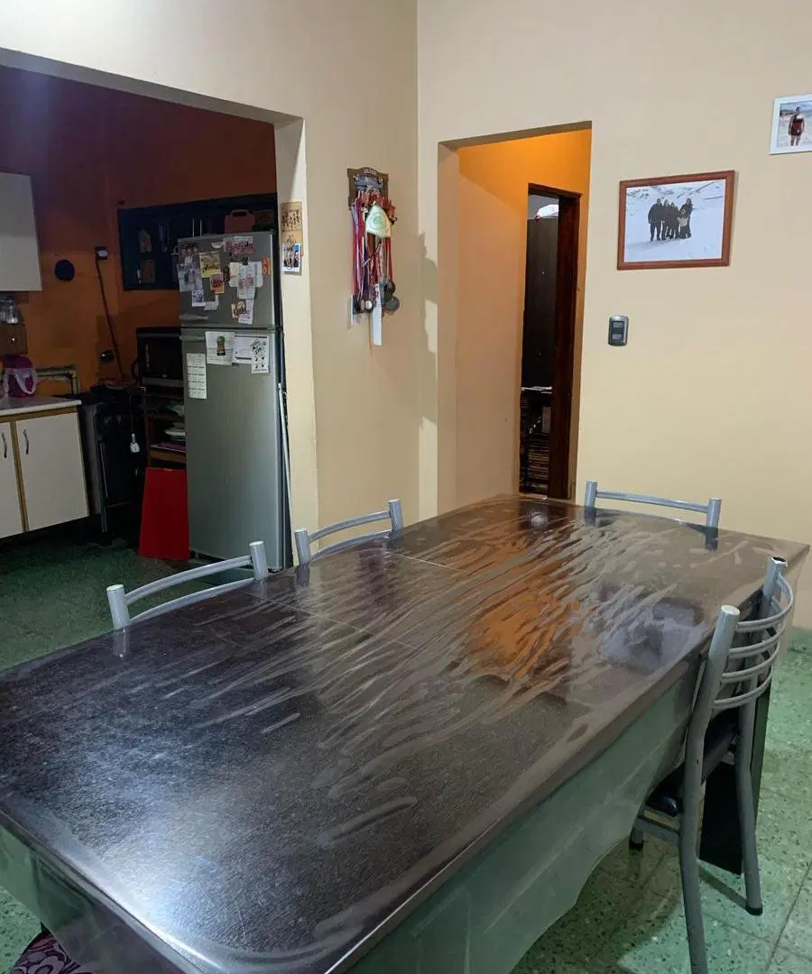 Casas en venta - 3 Dormitorios 2 Baños - 350Mts2 - San Carlos 5