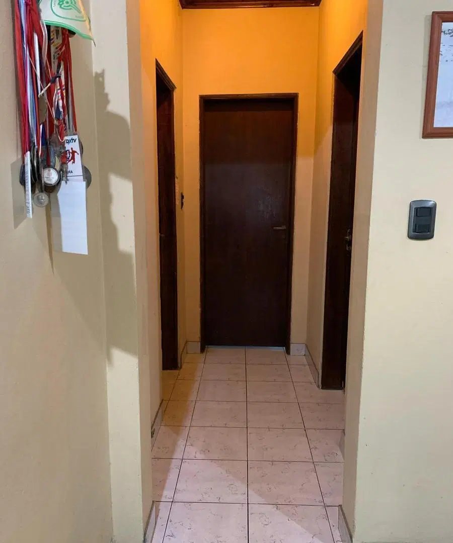 Casas en venta - 3 Dormitorios 2 Baños - 350Mts2 - San Carlos 2