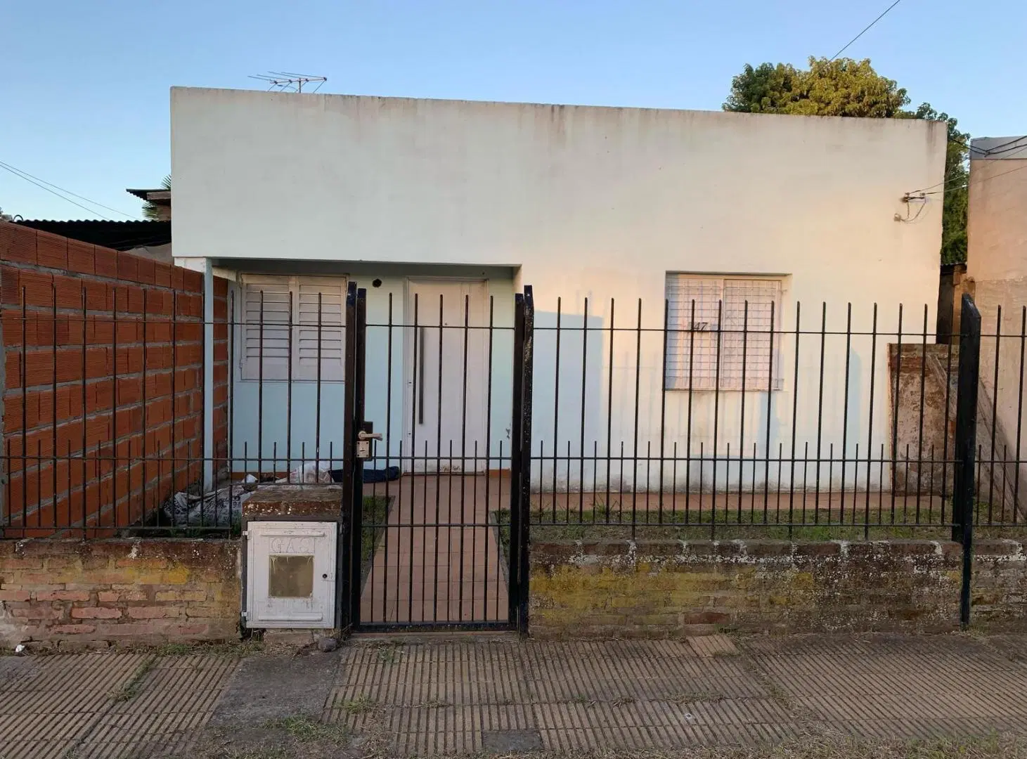 Casas en venta - 3 Dormitorios 2 Baños - 350Mts2 - San Carlos 1