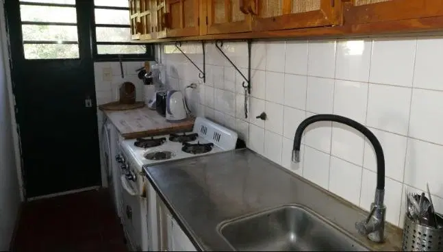Casa en venta - 3 Dormitorios 2 Baños - Cochera - 590Mts2 - Villa Castels, La Plata 4