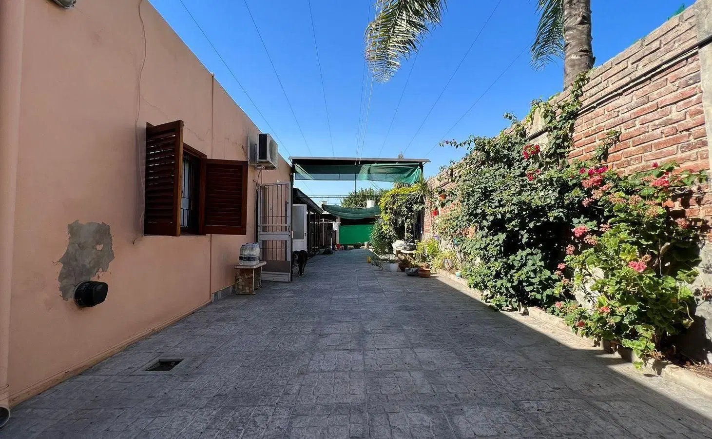 Casa en venta - 3 Dormitorios 2 Baños - 400mts2 - Mercedes 5